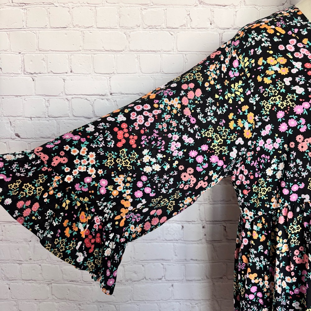 CHRISTIAN SIRIANO Boho 3/4 Sleeve Floral Tunic Top--EUC--M - Picture 4 of 16